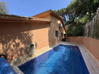 Casa a Avellaner 777. Venta de casa en vidreres