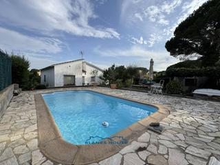 Casa a Maresme 0. Venta de casa en maçanet de la selva