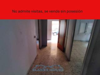 Pis a Roser 32. Piso en venta en blanes
