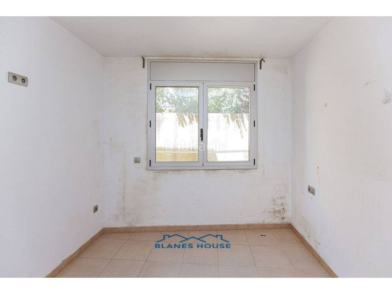 Foto efc5943e-7c87-46c0-800f-ab7d836acfa5. Pis a calle petit de raval 0 a Centre Blanes