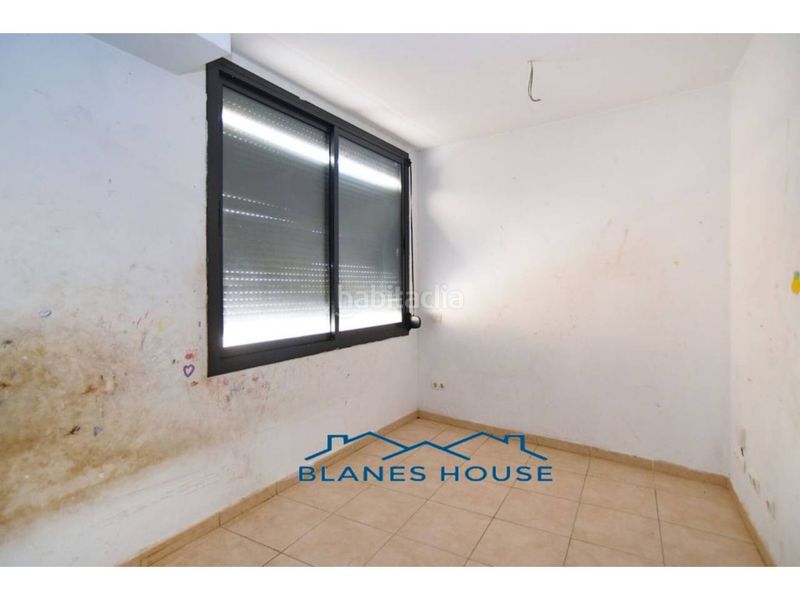 Foto 1be166a3-b6f4-4b91-a1f8-2cb3eb6985ed. Dúplex a calle santa isabel 10 a Centre Lloret de Mar