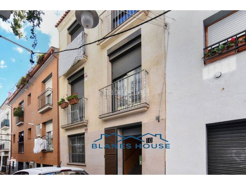 Foto cb38a3be-4fe0-408a-90b3-e8cc0f813dad. Dúplex a calle santa isabel 10 a Centre Lloret de Mar