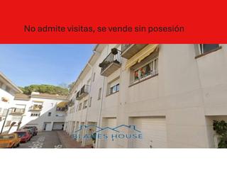 Casa adossada a Paisos catalans 20. Chalet adosado en venta en lloret de mar