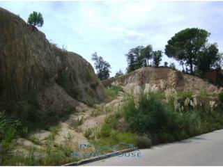 Finca rústica en Llorer 84. Terreno en venta en vidreres