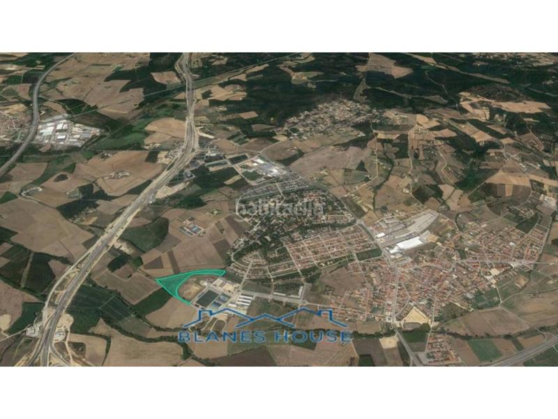 Foto e3d2c23a-6d88-4365-94ba-5f89c70192e3. Propriété dans mas flassià/pp " sus-2 escola salvador espriu sudo s/n dans Vidreres