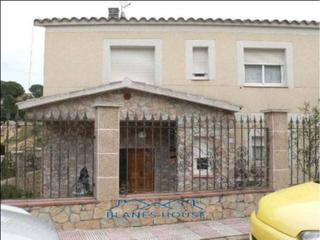 Chalet  Bedoll aiguavivia 141 -143. Chalet en venta en vidreres