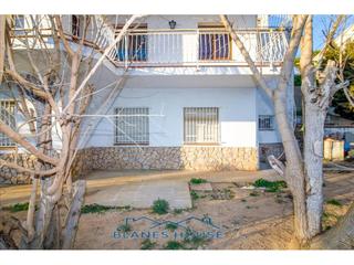 Chalet  Puigcolomer 117. Chalet en venta en vidreres