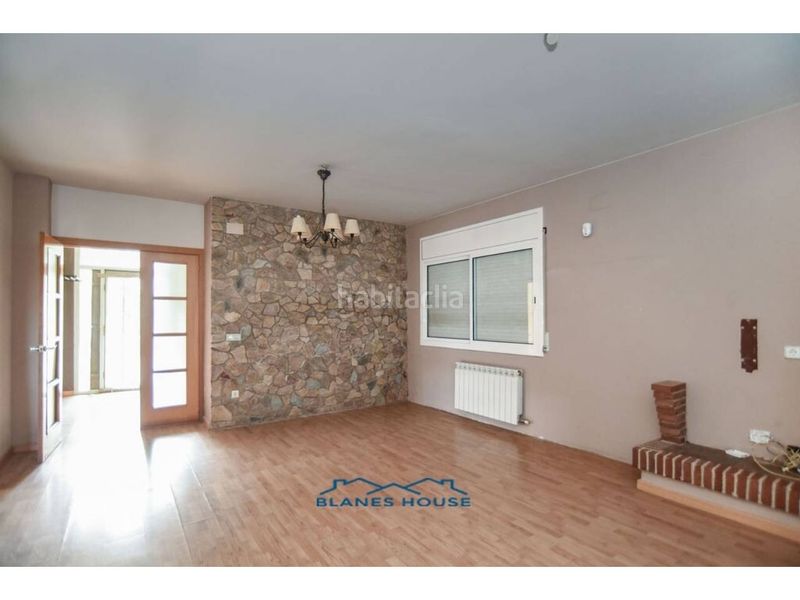Foto e7d51678-51fc-4997-b7a1-ccad47596b55. Chalet dans calle petunia (parcela ll-33 aiguaviva parc) 29 dans Vidreres