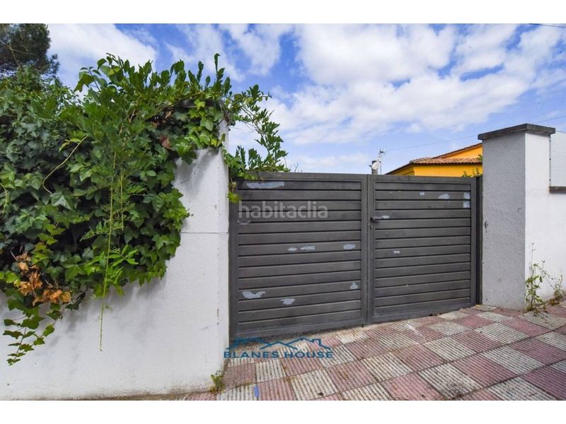 Foto f7542632-10b4-47d8-9ee3-7938c040c743. Chalet dans calle petunia (parcela ll-33 aiguaviva parc) 29 dans Vidreres