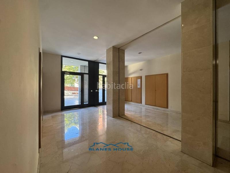 Foto bb6ad8c6-4e7f-4b82-822d-d3c63372ebf0. Pis a europa 0 a Centre Blanes