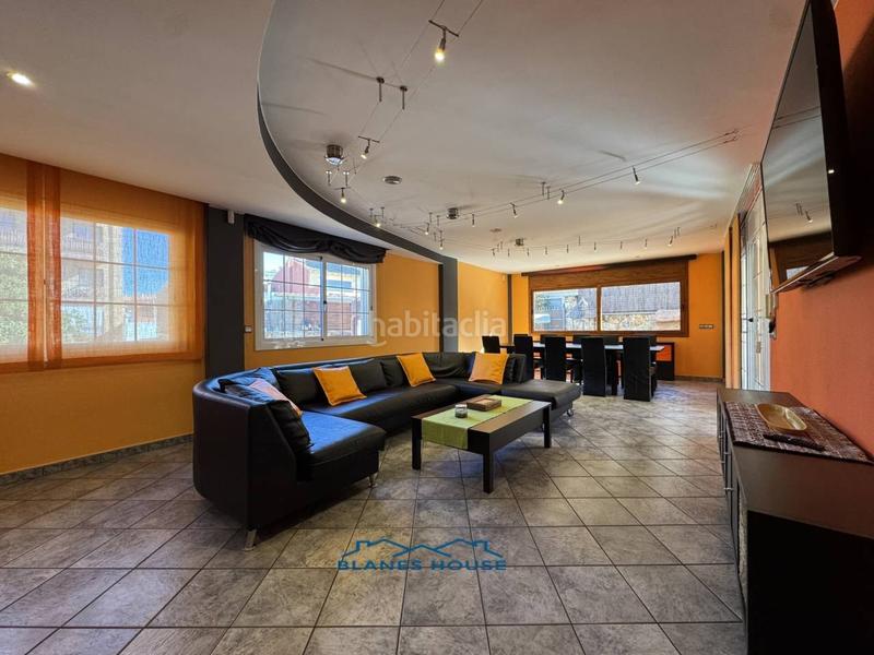 Foto 38fc83da-bfb4-463f-a8b3-1154733ee6b2. Casa a mas torrents 77 a Els Pavos Blanes