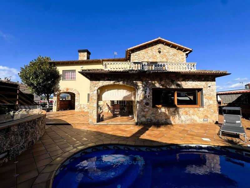 Foto 90f74256-9bcc-46cb-9ea8-c7dc16204fe4. Casa a mas torrents 77 a Els Pavos Blanes