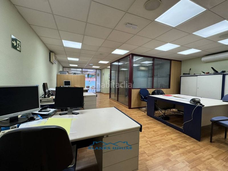 Foto f3c85aba-f338-4754-aeef-0e50a1aff36c. Affitto locale commerciale in camino ral 35 in Tordera Tordera