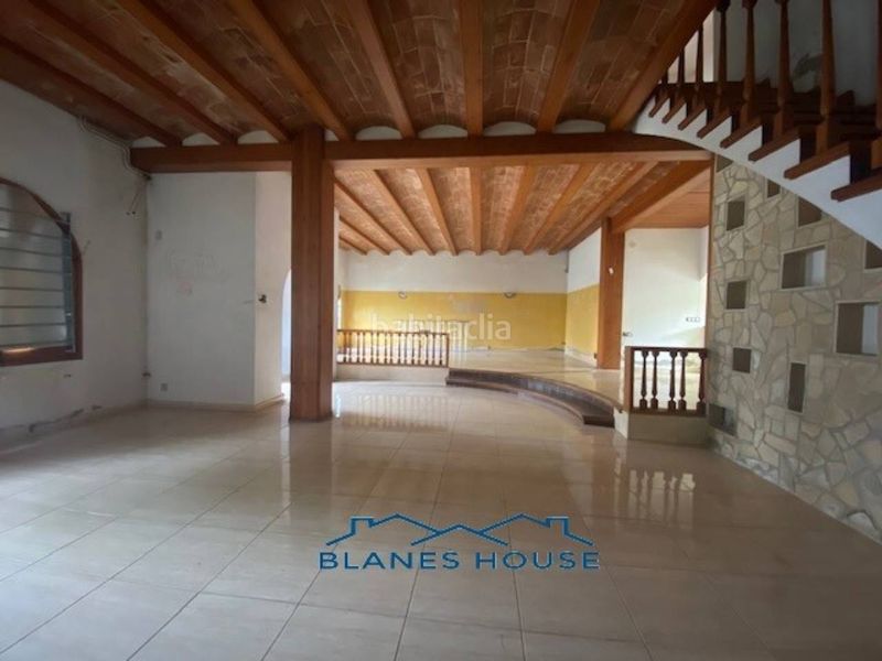 Foto 8bc70f04-f466-4b99-a36f-033cf725f232. Masia amb calefacció aparcament piscina a residencial Blanes - vistamar Blanes