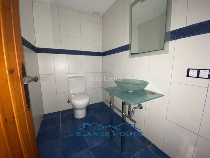 Foto bc32e428-0715-4141-89c7-da3955af61a8. Masia amb calefacció aparcament piscina a residencial Blanes - vistamar Blanes
