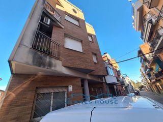 Etagenwohnung  Calle vila de lloret 59. Piso en venta en montferrantsant joan