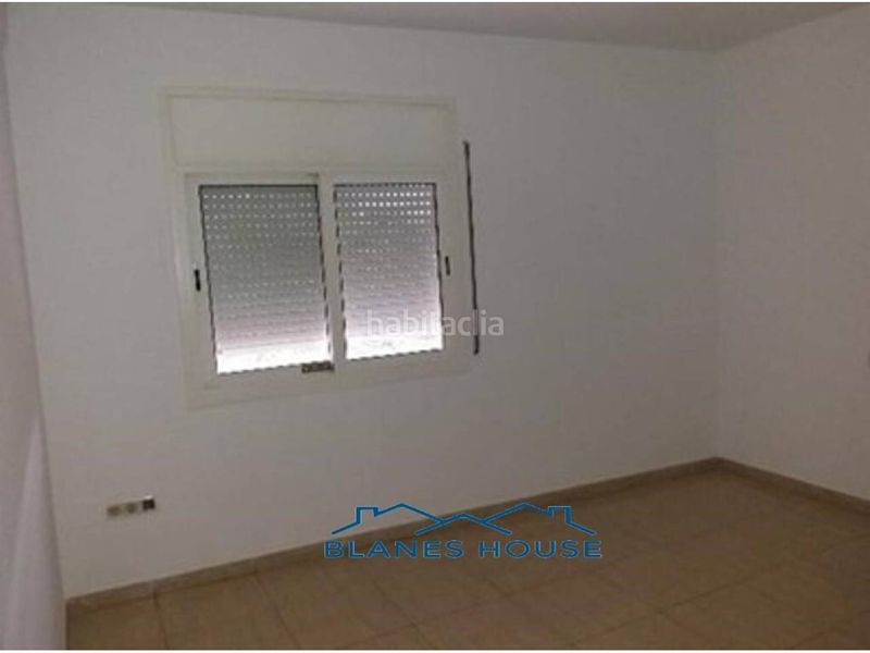 Foto 406b2431-76f8-4f1d-a022-8c01fc2f40f3. Flat in calle riu ter 8 in Residencial Park Maçanet de la Selva