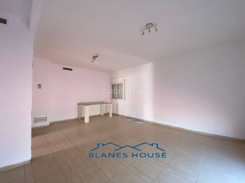 Foto 6ced3fbf-6f1f-44c4-b8e4-5c2c0f2823ed. Flat in calle riu ter 8 in Residencial Park Maçanet de la Selva