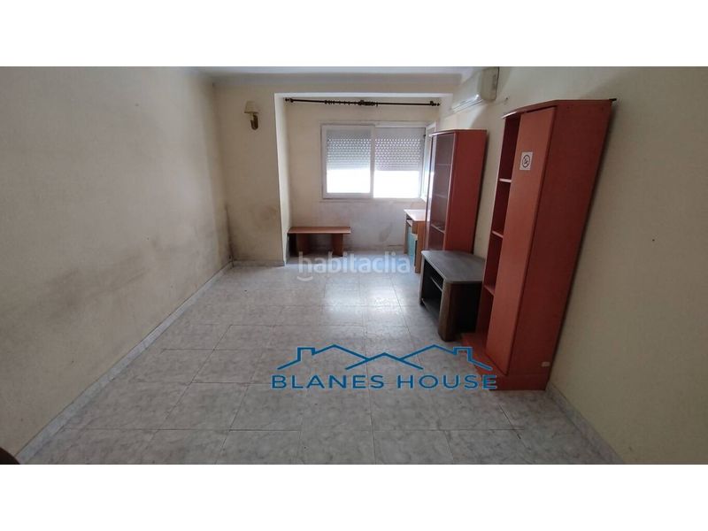 Foto b0b4b81a-d404-4841-8481-aacb1d4bbfd7. Pis a calle asturias 0 a Els Pins Blanes
