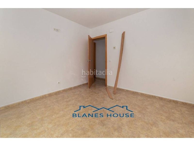 Foto b25143a2-5196-44b3-bc2b-64e92ab81847. Pis a calle segre 6 a Mont Ferrant-Joan Carles I Blanes