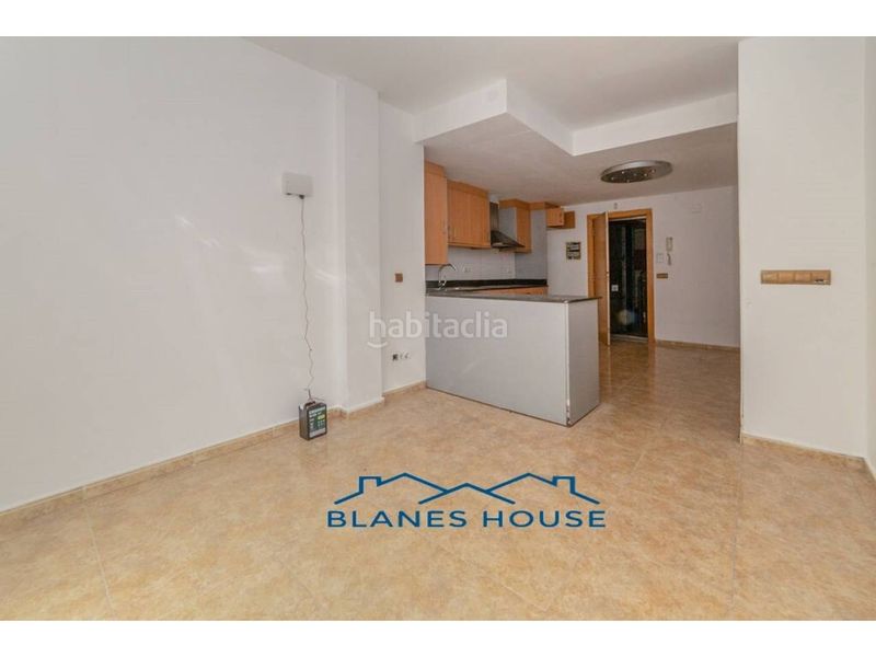 Foto c5c51b35-cf4f-46c9-a87f-1a3946867285. Pis a calle segre 6 a Mont Ferrant-Joan Carles I Blanes