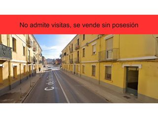 Pis  Calle fabriques 9. Piso en venta en anglès