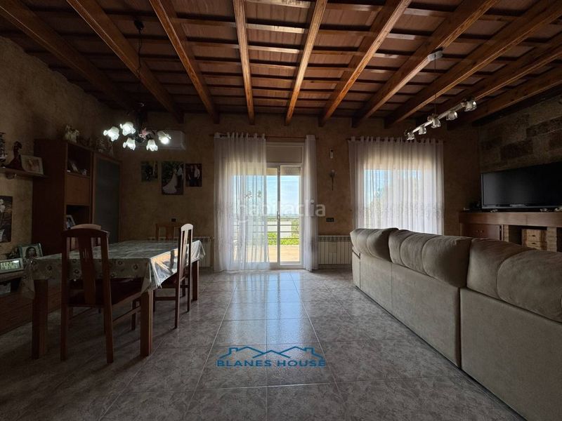 Foto a476d055-027a-41c4-91cb-15fb2b29310e. Casa a calle dalia 0 a Mas Mora-Sant Daniel Tordera