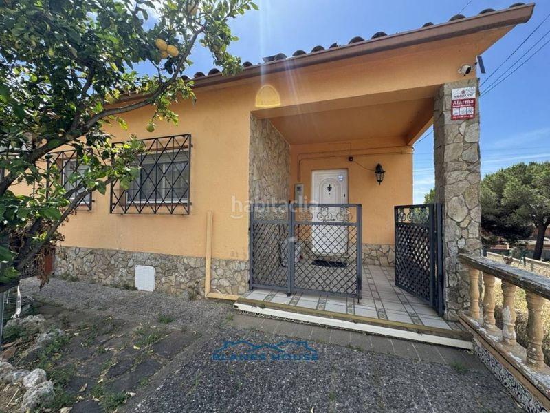 Foto c976893e-eff8-42ca-b459-aa5ec6a4ff1b. Casa a calle dalia 0 a Mas Mora-Sant Daniel Tordera