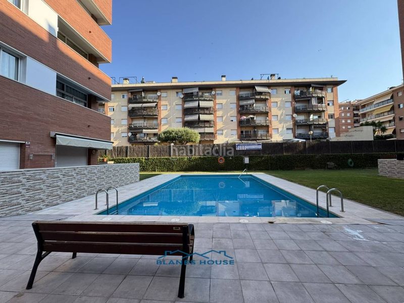 Foto 6a383180-b2fc-49e9-9d35-eb5e5422707b. Dúplex a calle pere codina i mont 0 a Fenals Lloret de Mar