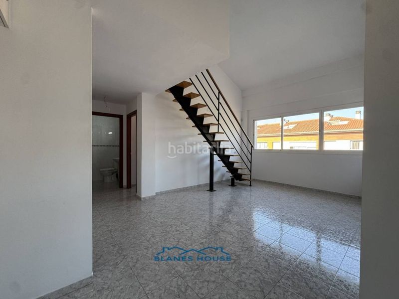 Foto b933ed71-7465-4332-bb0b-2ebf6f91ce99. Dúplex a calle pere codina i mont 0 a Fenals Lloret de Mar
