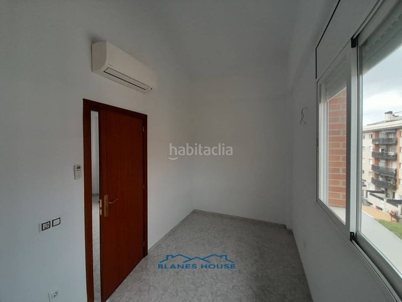 Foto cde8658a-0262-43cd-a796-eaf073aa055e. Dúplex a calle pere codina i mont 0 a Fenals Lloret de Mar