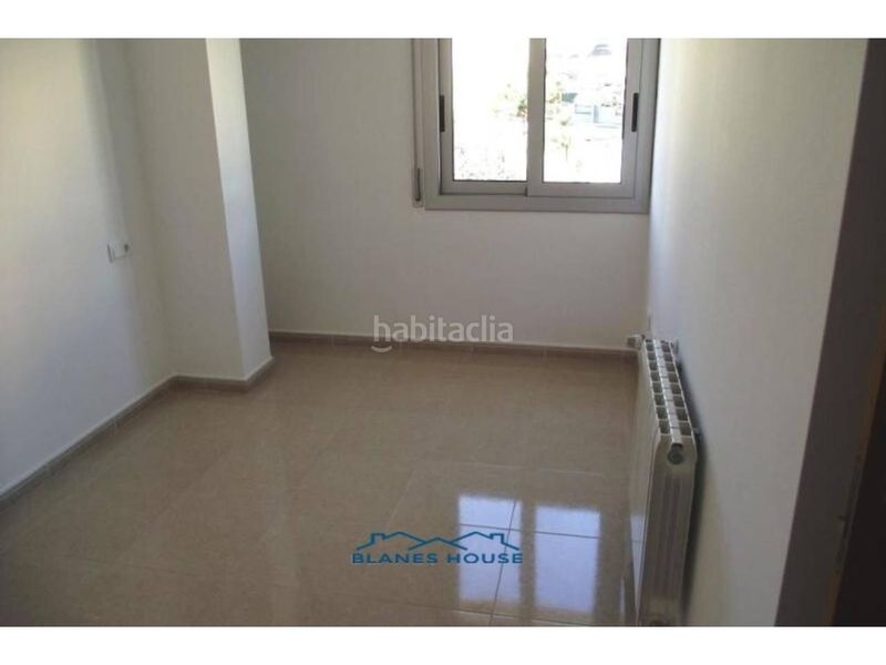 Foto 901d8823-f08d-47fb-8906-91f2300c51d6. Dúplex duplex en venta en nucli urbà en Tordera Tordera