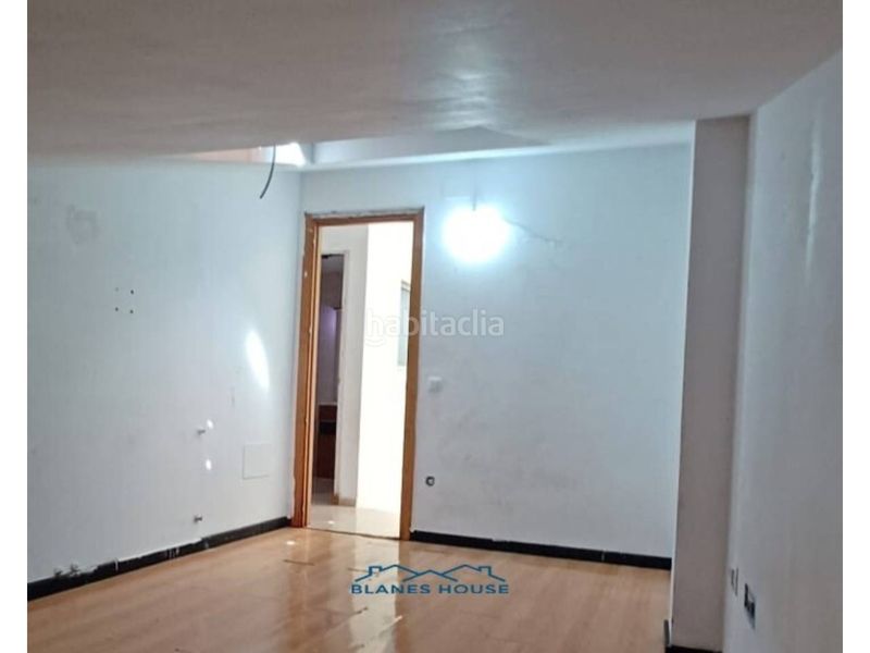 Foto 1c20e20d-1436-4243-90d8-42a456d8fe70. Dúplex duplex en venta en nucli urbà en Tordera Tordera