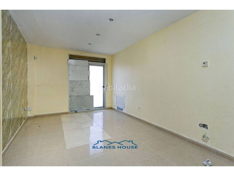 Foto 3643f887-7936-4e56-bd4c-6e4b2ea52b3d. Dúplex duplex en venta en nucli urbà en Tordera Tordera