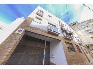 Aparcament cotxe  Calle llobregat 2. Parking en venta en centre