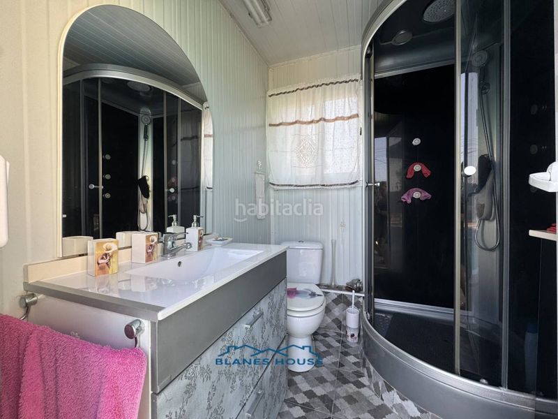 Foto b6b158e4-37a3-478a-bbf1-e920c6844406. Casa en avenida gran via corts catalanes 0 venta de casa espaciosa en urbanitzacions niàgara parcàgora parcrocarossa, en Tordera