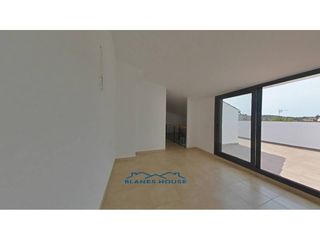Dúplex  Calle gaudi 0. Duplex en venta en nucli urbà