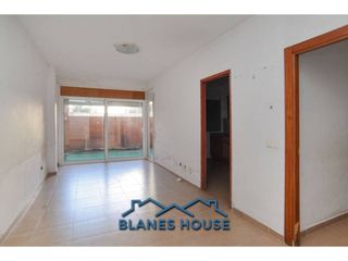 Etagenwohnung in Calle sant elm 79. Piso en venta en malgrat de mar