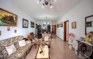 Masia  El galan. Casa terrera en el sobradillo