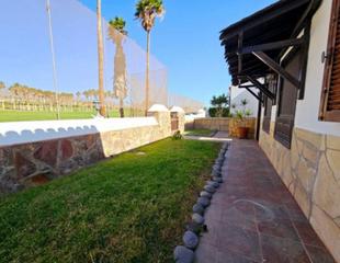 Casa  María ángeles ascanio cullen. Villa en amarilla golf
