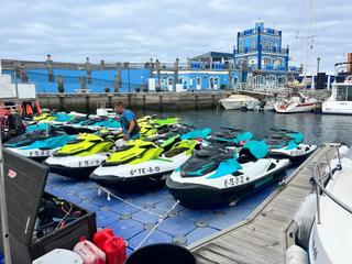 Local Comercial  El muelle. Venta de empresa de motos de acuáticas en el sur