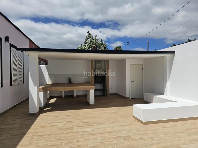 Foto 1ce4d2c2-f2cd-4c5a-9a7b-722b25bd86b4. Casa venta en Guargacho de dos casas con piscina en Arona
