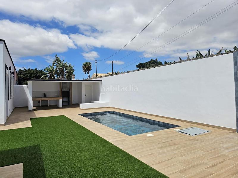 Foto 6c3ed9f3-197f-4123-9497-030f390079db. Casa venta en Guargacho de dos casas con piscina en Arona