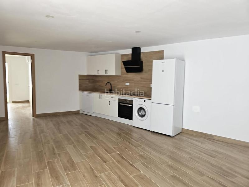 Foto a93f5dd6-7316-4c11-8e2f-0411a521f169. Casa venta en Guargacho de dos casas con piscina en Arona