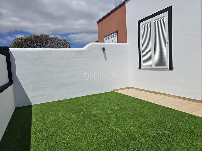 Foto d91f8395-1c1d-419d-a0bd-befcba589934. Casa venta en Guargacho de dos casas con piscina en Arona