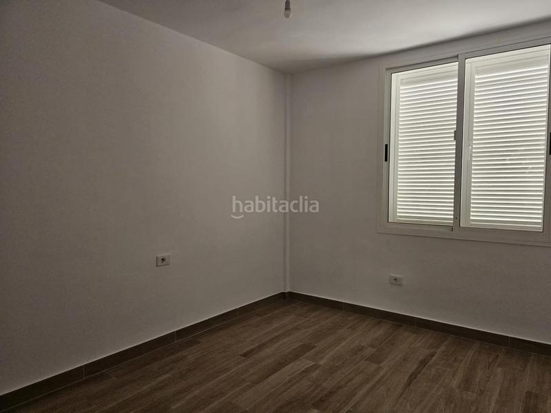 Foto f64d13f3-474a-4325-ac60-83ae00d6b3b4. Casa venta en Guargacho de dos casas con piscina en Arona