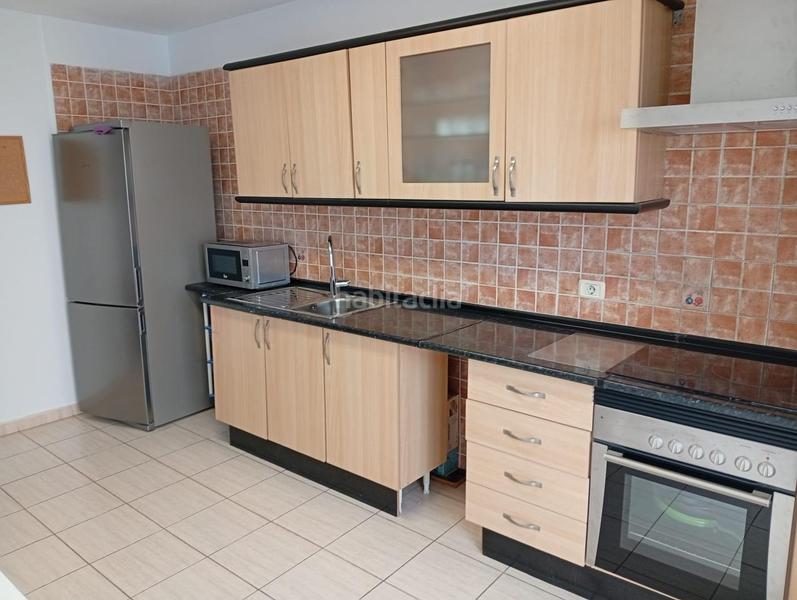 Foto b2d65744-6cd5-4455-84d6-bf1559b76535. Casa adossada amb aparcament a Valle San Lorenzo Arona