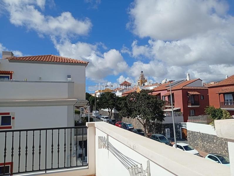 Foto 7b67aac6-5fc0-416e-88ef-918ab5a0335c. Attico in Las Chafiras San Miguel de Abona