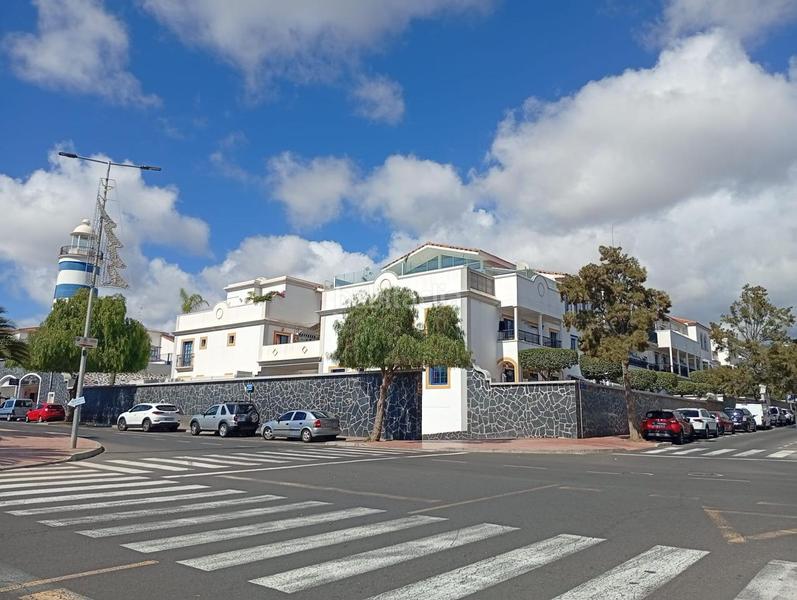 Foto ae1c1d05-a3af-418c-bfca-4ece2d2a4ecc. Attico in Las Chafiras San Miguel de Abona