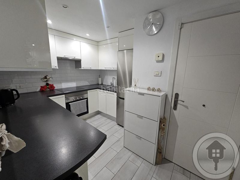 Foto 974bb4ff-50be-42b1-92f1-75cbad896cf2. Pis a El Fraile Arona